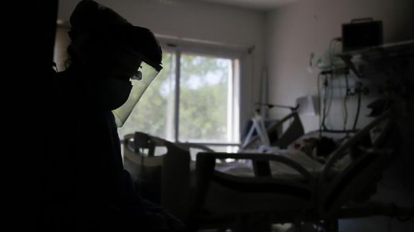 Argentina adquiere una máquina para detectar mutaciones de la COVID-19